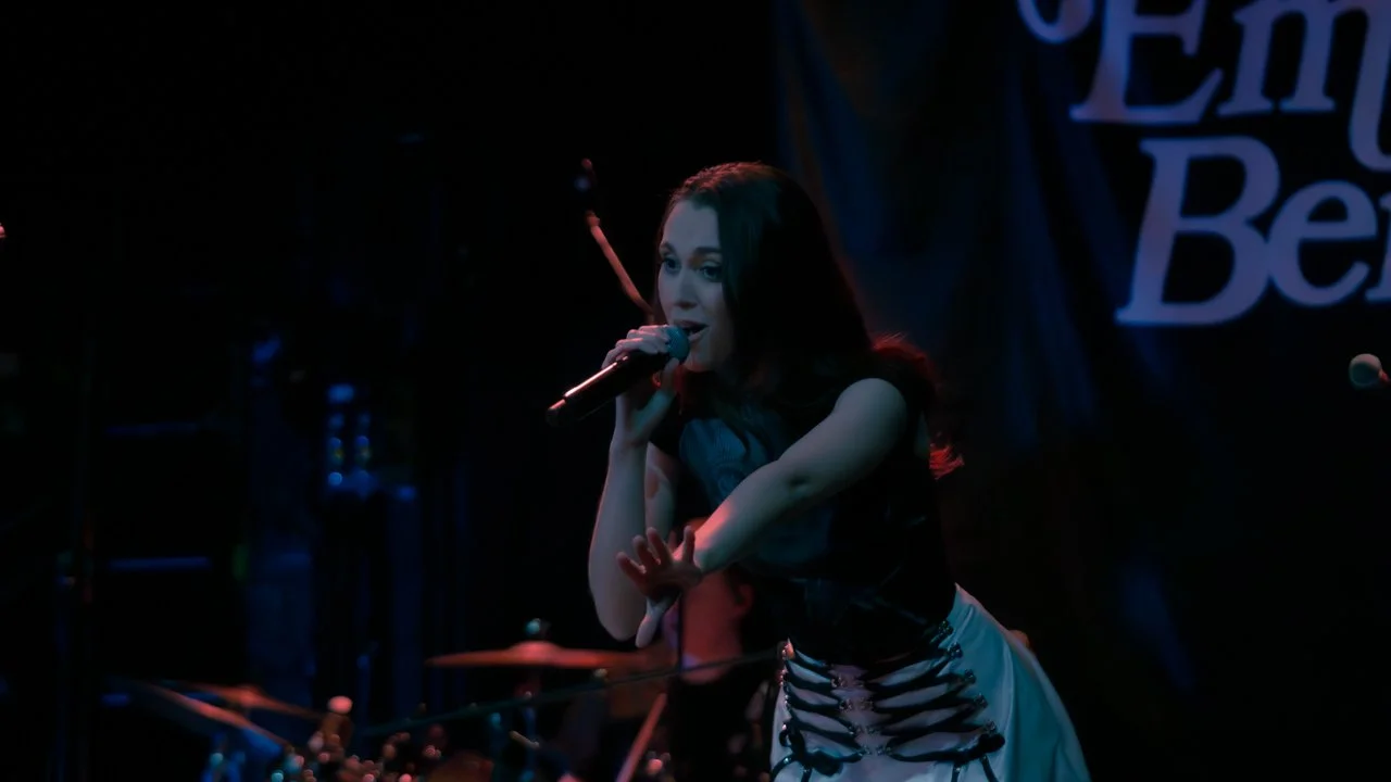 Em Singer Em Beihold @ Bowery Ballroom (NYC) — tastemakers