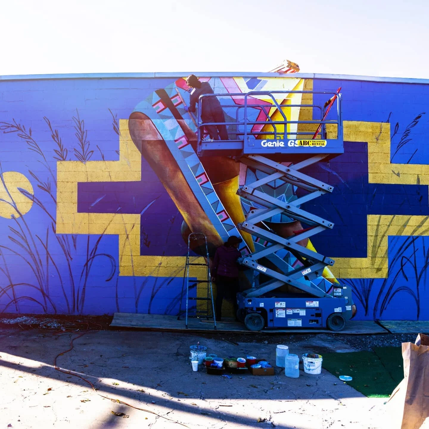 Check out this beautiful mural bringing indigenous cultural awareness to downtown Tulsa on our articles page through the linkin.bio! 
.
.
.
.
#tfatulsa #nanichacon #mural #nativeamerican #culture #tulsa #chicana #artist #localbusiness