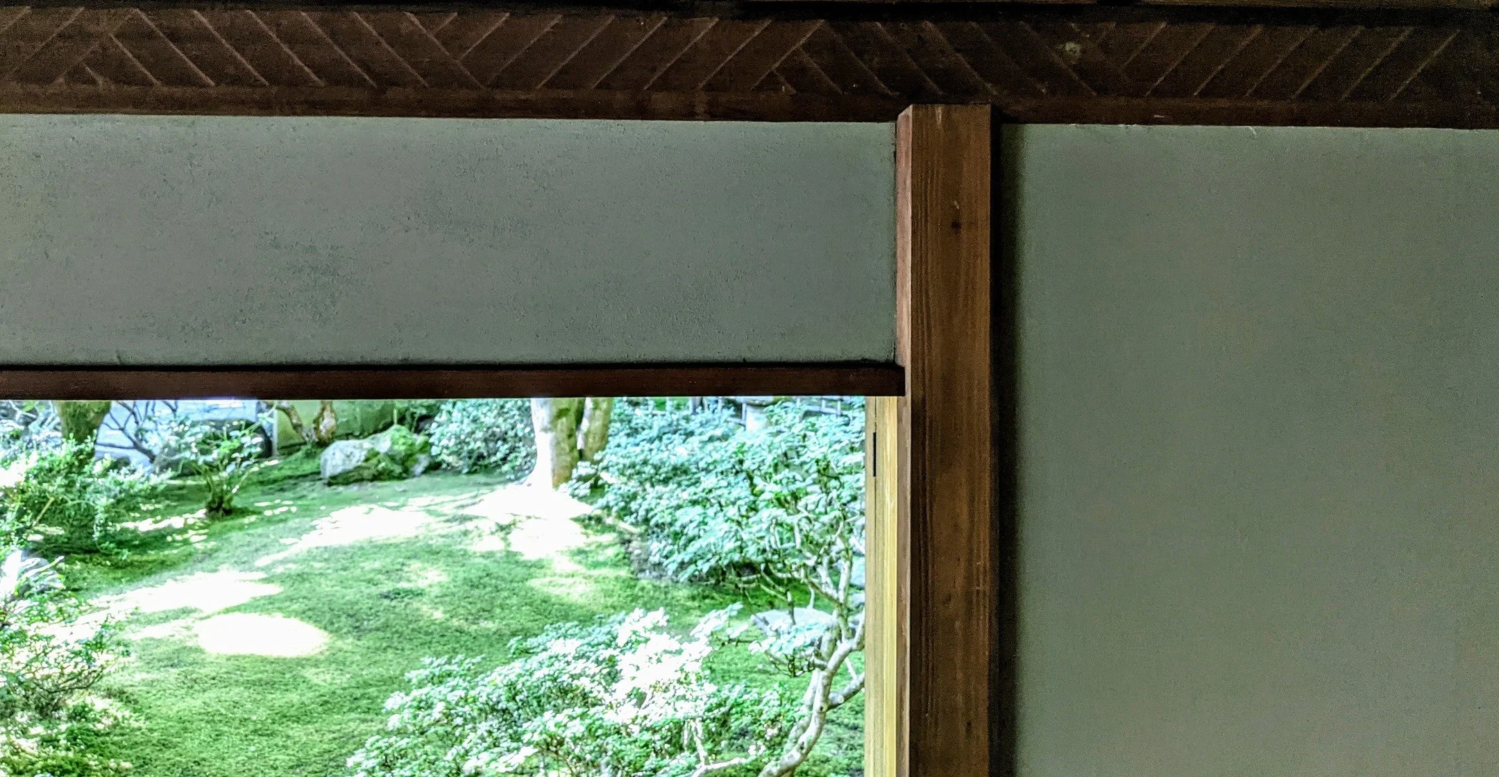 Visual balance

Playfulness

Restrain

Variety

Textures

Contrast

What do you see?

#mokuchistudio

#portlandjapanesegarden

#teahouse

#kashintei

#portlandoregon