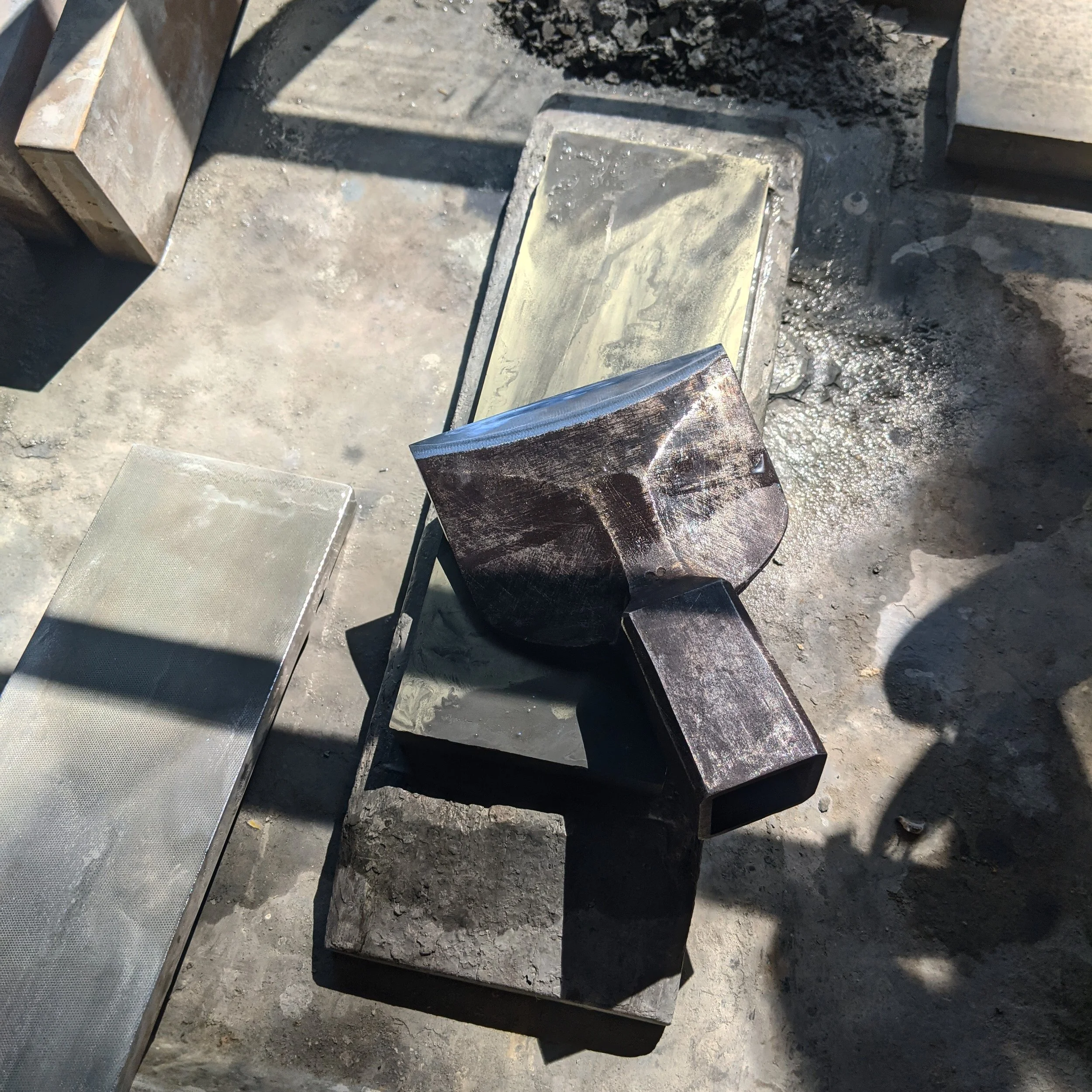 Sharpening by morning light is so lovely. Outside, a pear tree and beyond, a mighty oak.

Readying for the Japanese Woodworking Festival at Port Townsend School of Woodworking on Saturday August 15th right after teaching a 5 day class on Japanese too
