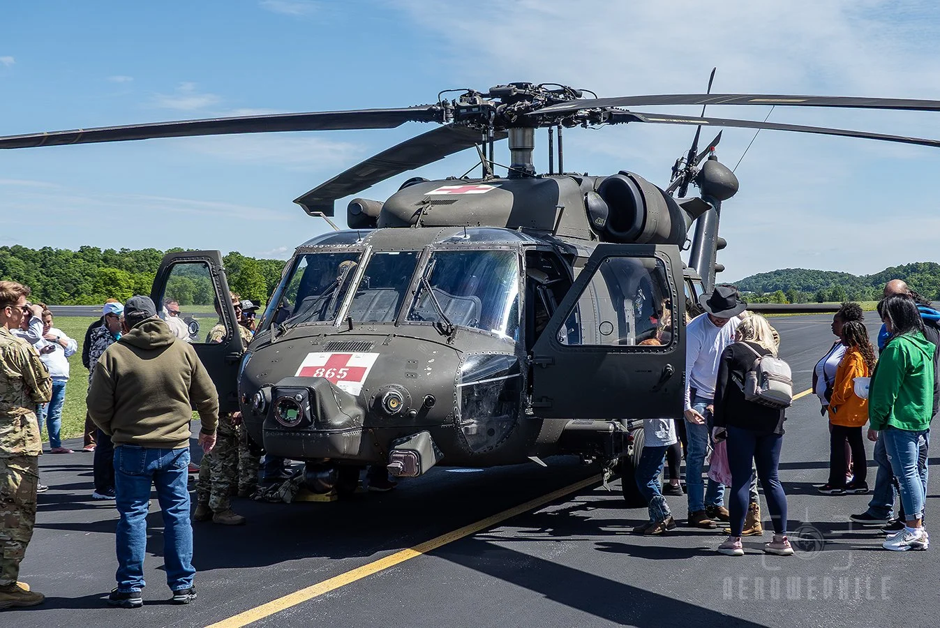 The U.S. Army HH-60M Black Hawk had a constant crowd looking at the helicopter and talking with the crew. Wings & Wheels - Greeneville Municipal Airport (GCY) 
02May26