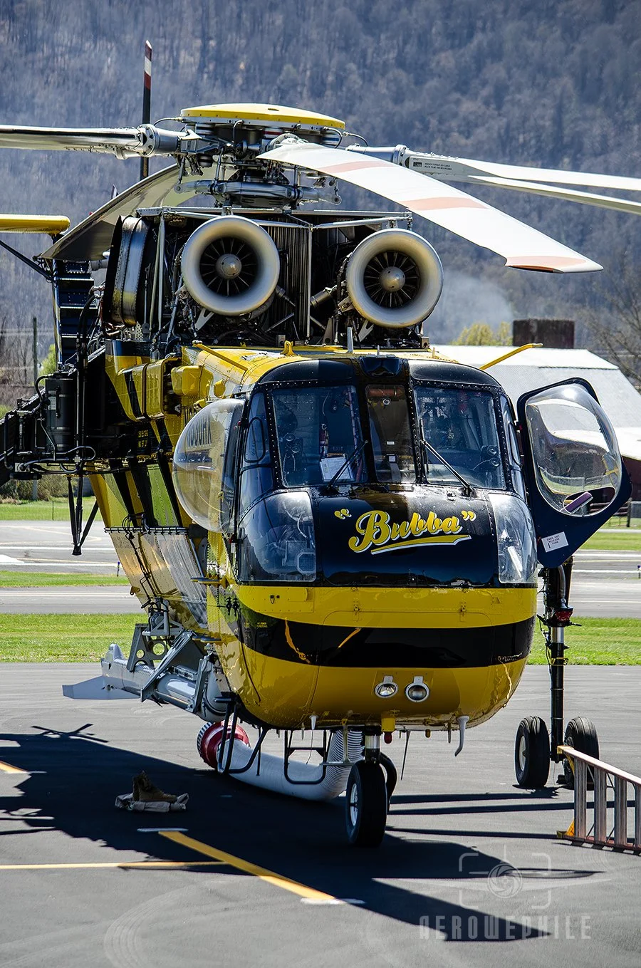 Helicopter Express Sikorsky S-64F Skycrane (N630HX) on the ramp at Elizabethton Municipal Airport.
24Mar26