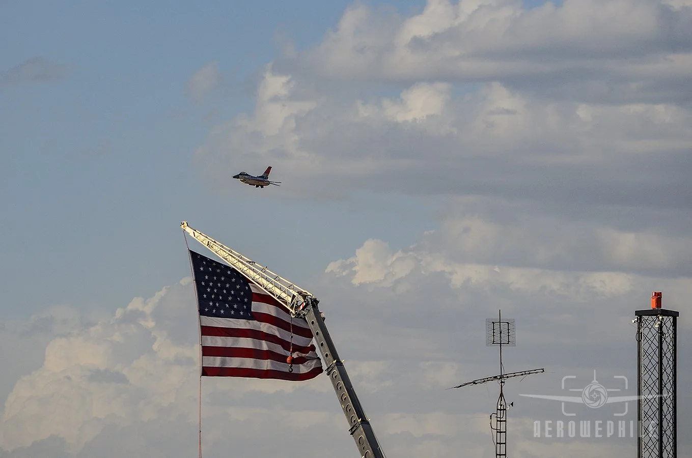 USAF Viper Demo Team - Lockheed Martin F-16C Fighting Falcon