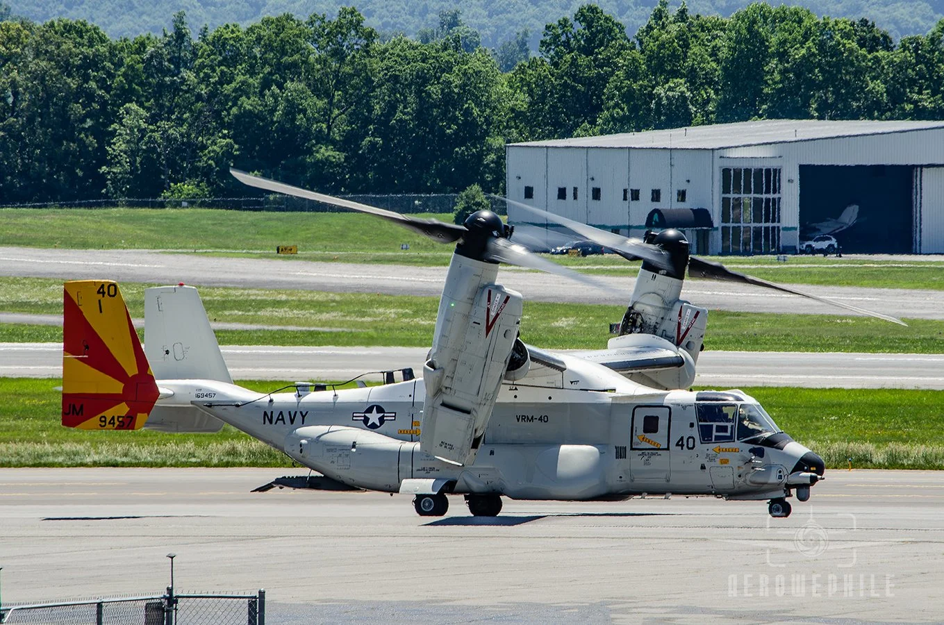 As with the previous visits from the VMF-40 Ospreys, this Osprey kept its engines running during the entire visit.
04Jun26