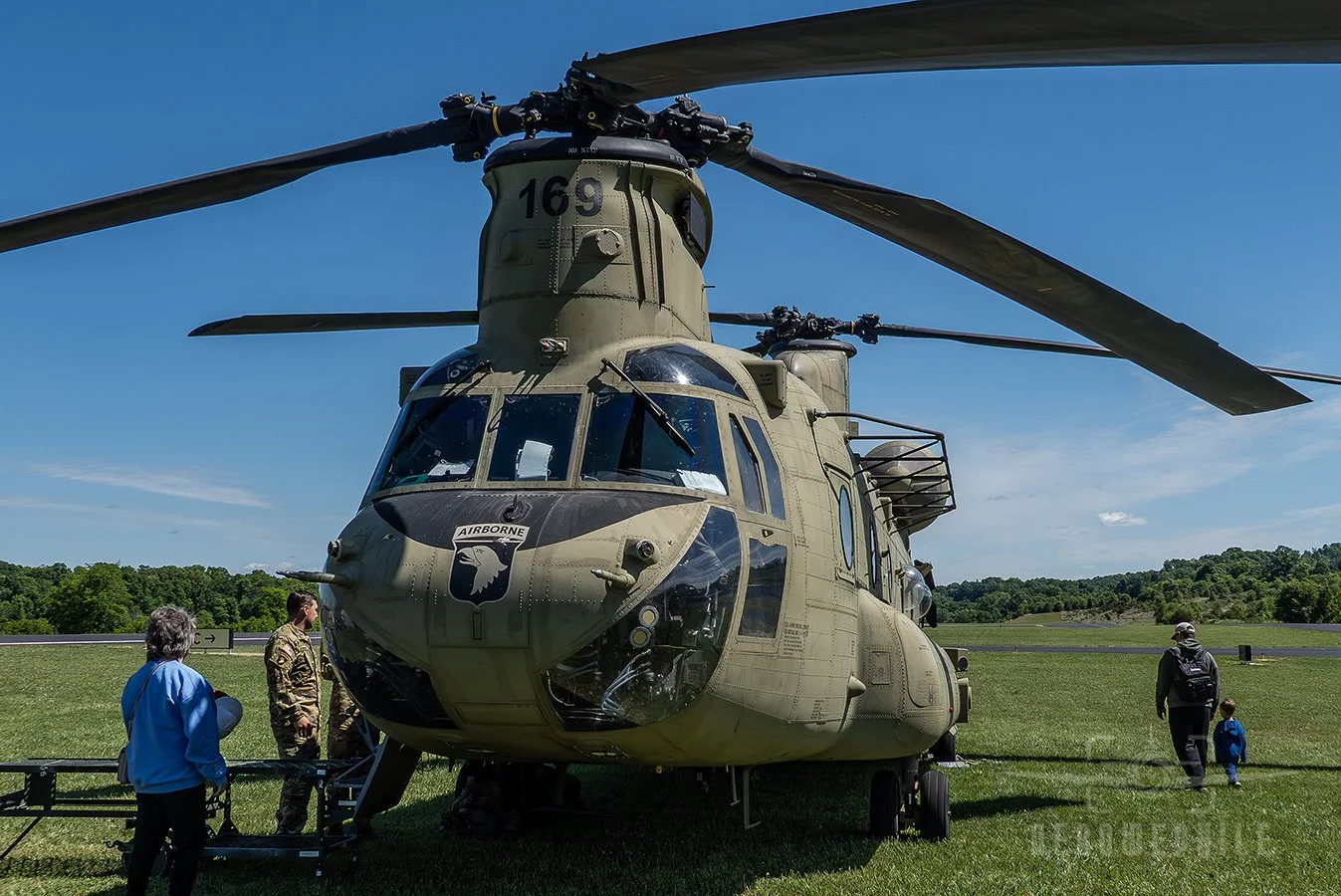 U.S. Army Boeing CH-47F Chinook Helicopter. Wings & Wheels - Greeneville Municipal Airport (GCY) 
02May26