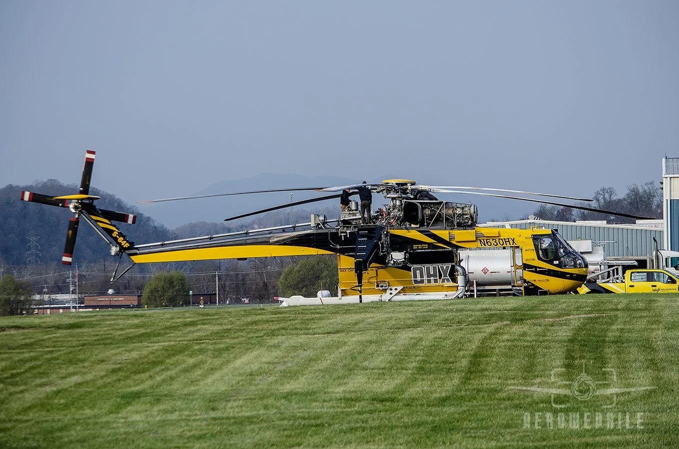 One last look at the S-64F Skycrane. Later in the day the Skycrane departed and ended up landing in Athens, TN.
26Mar26