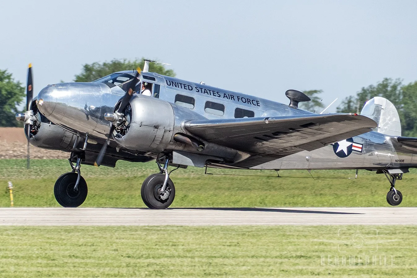 Beech C-45H Expeditor