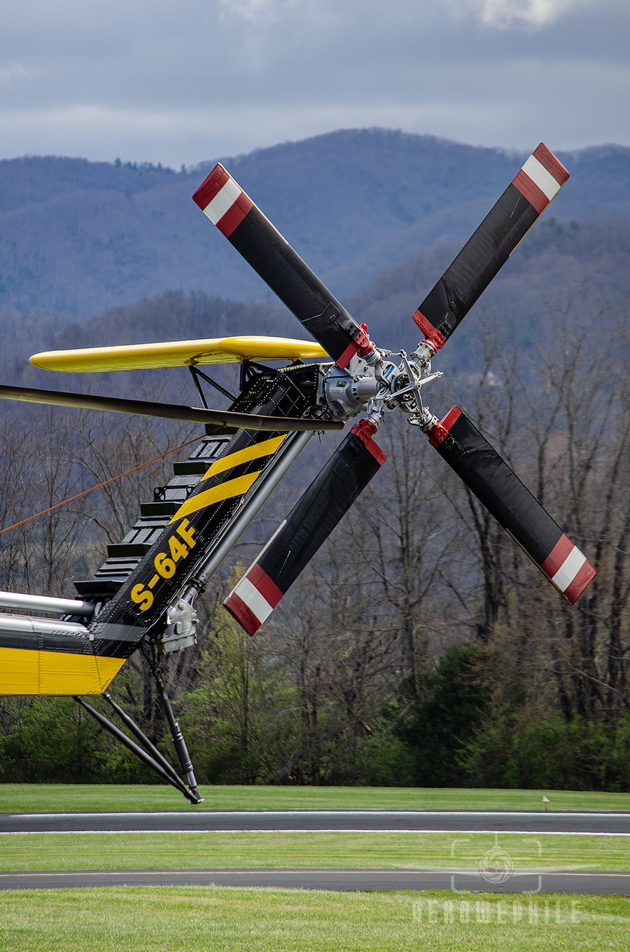 The Sikorsky S-64 Skycrane helicopter's tail rotor measures 16ft in circumference.
23Mar26