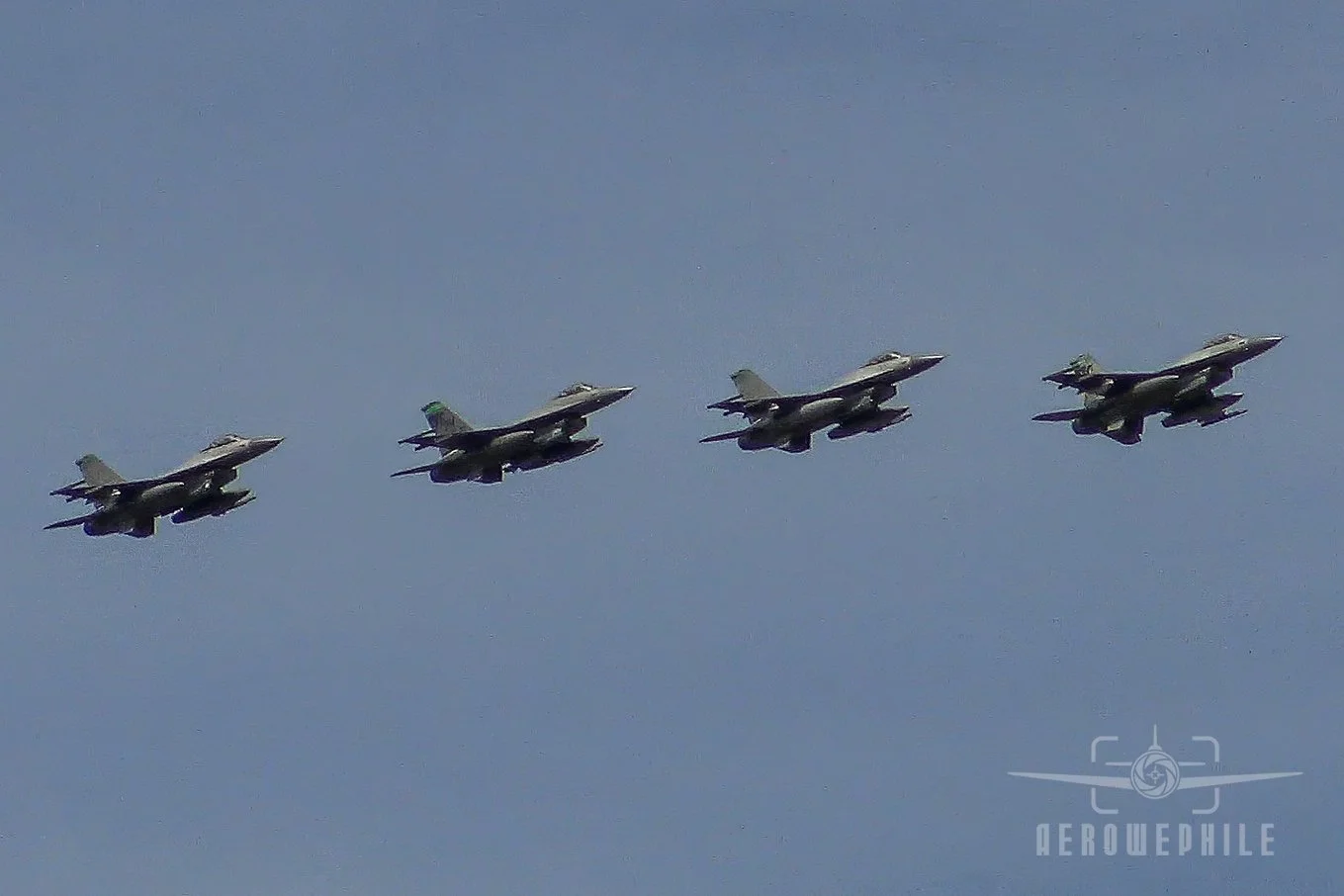 F-16 Viper Four Ship (180th Fighter Wing, OH ANG) out of Toledo, OH.