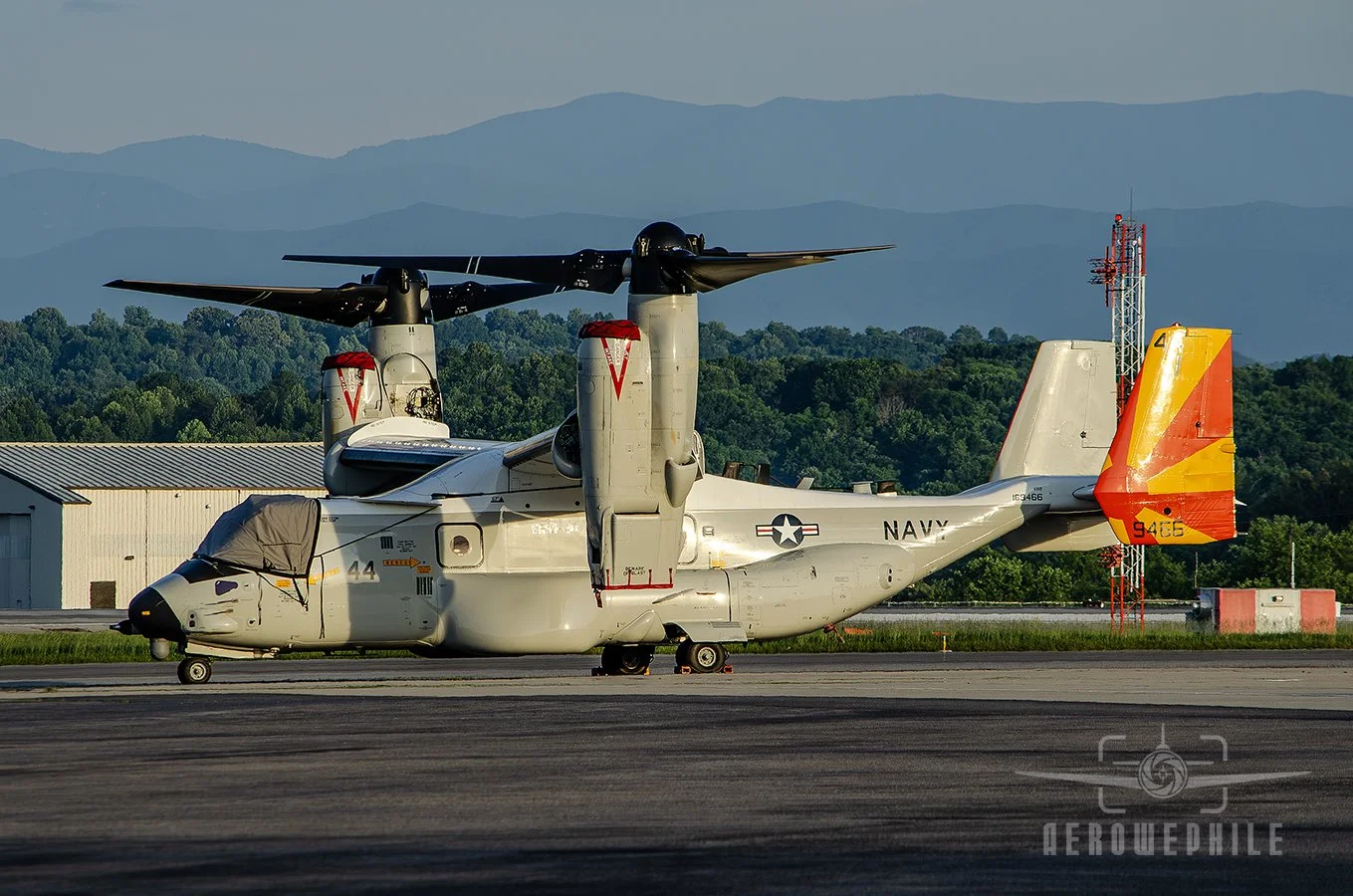 The sailors that remained behind with the stricken Osprey were planning on running diagnostics later in the evening to try and determine the issue.
28May26