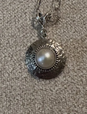 Chain Pendant Necklace Featuring Freshwater Pearl