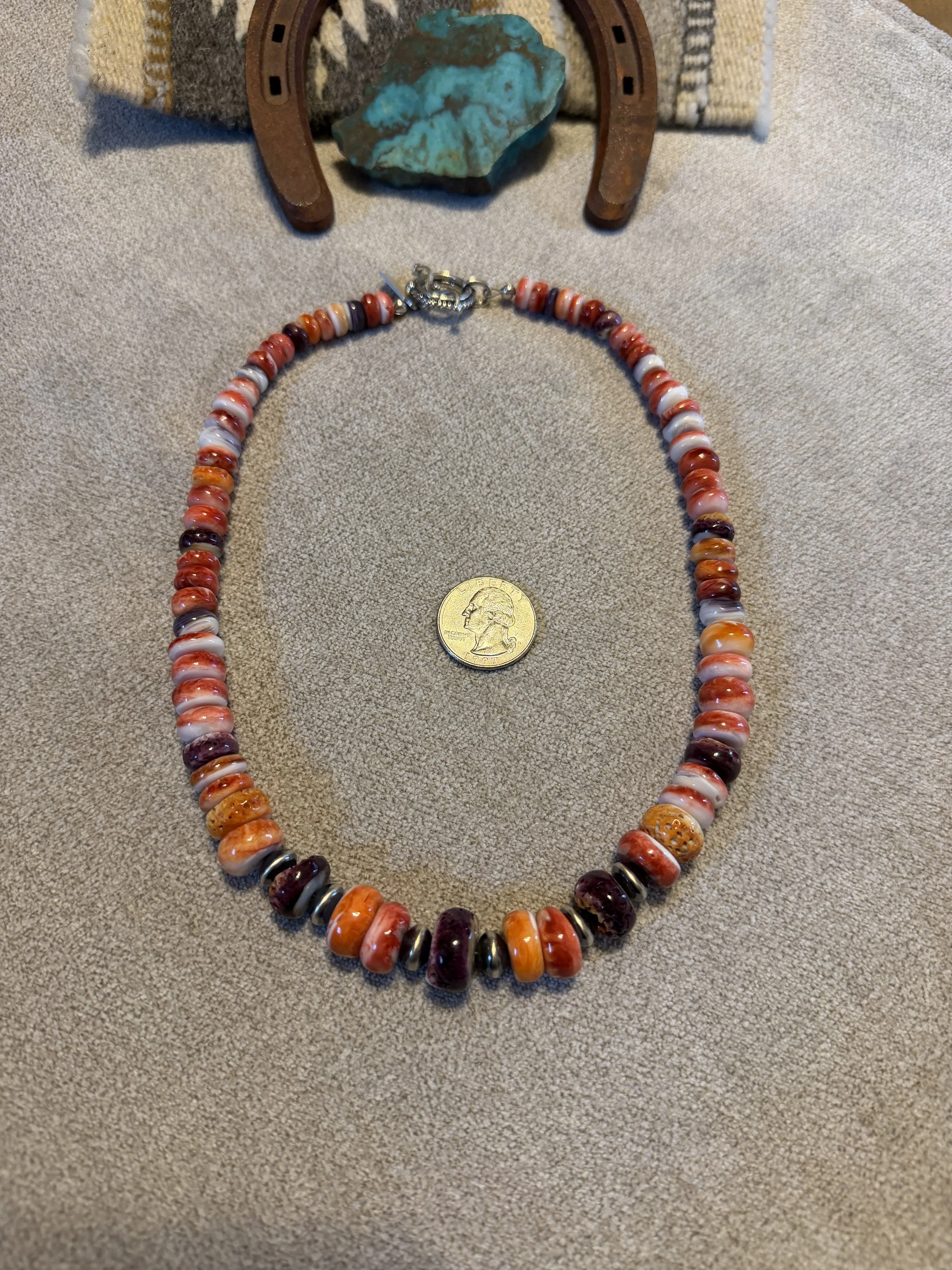 Graduated Spiny Oyster Shell With Saucer Desert Sterling Silver Necklace