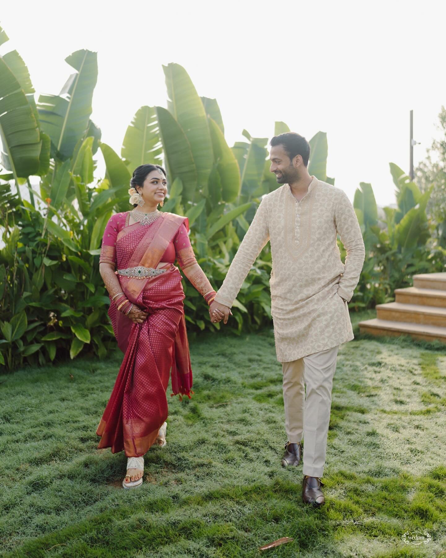 Photographs from Lalita &amp; Chandra&rsquo;s beautiful wedding day🤍

Makeup @boithoque 
Hair @swapna1038 

#southindianweddings #love #art #junbugweddings #bridesofhyderabad #indianweddings #weddingphotography #poised #weddingday