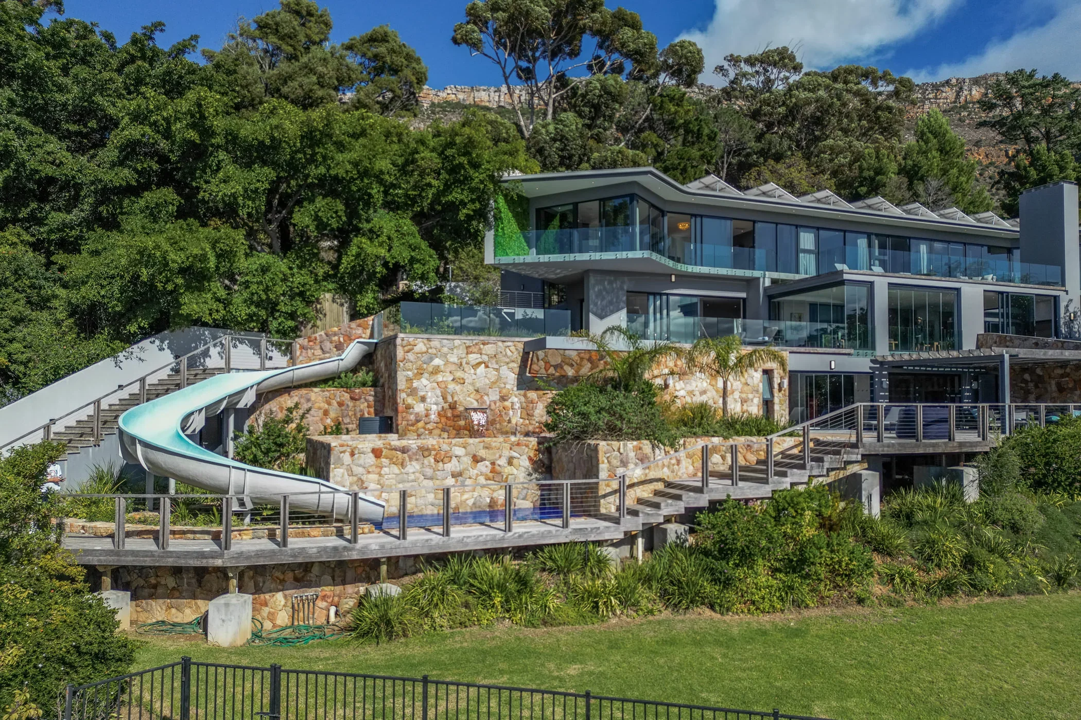 Zwaanswyk Villa, Cape Town