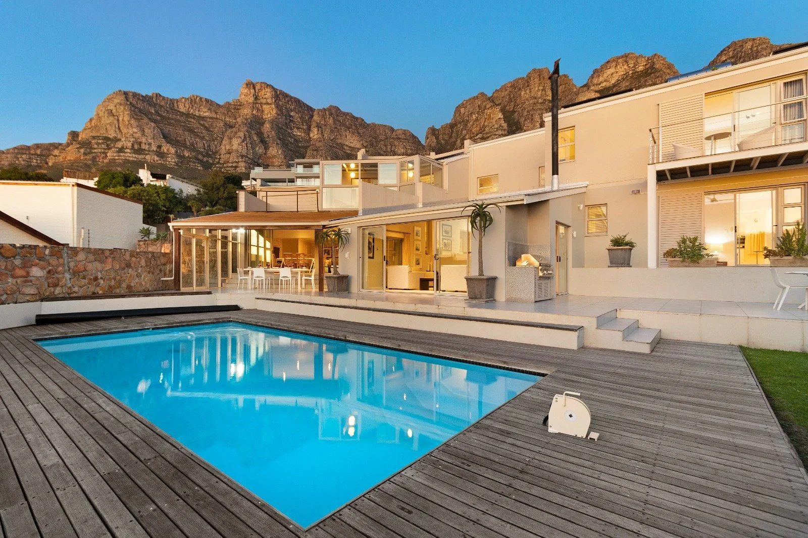 Amber Place, Camps Bay