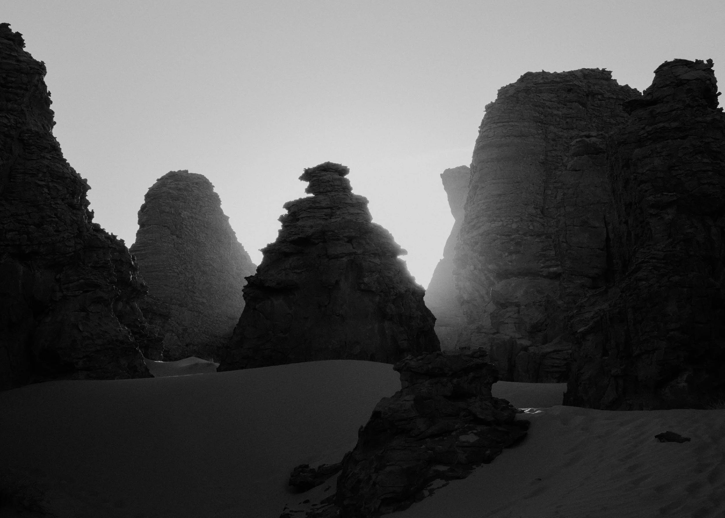 #003, 2024
50x70cm
Gelatin Silver print