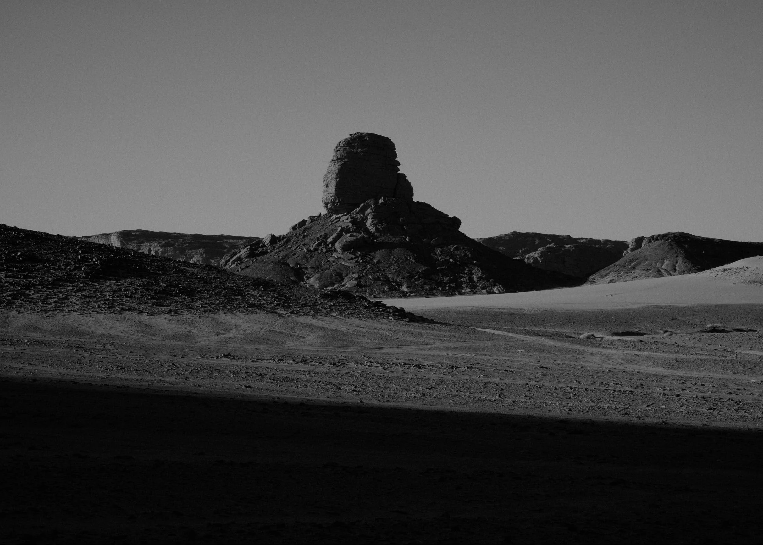#001, 2024
50x70cm
Gelatin Silver print