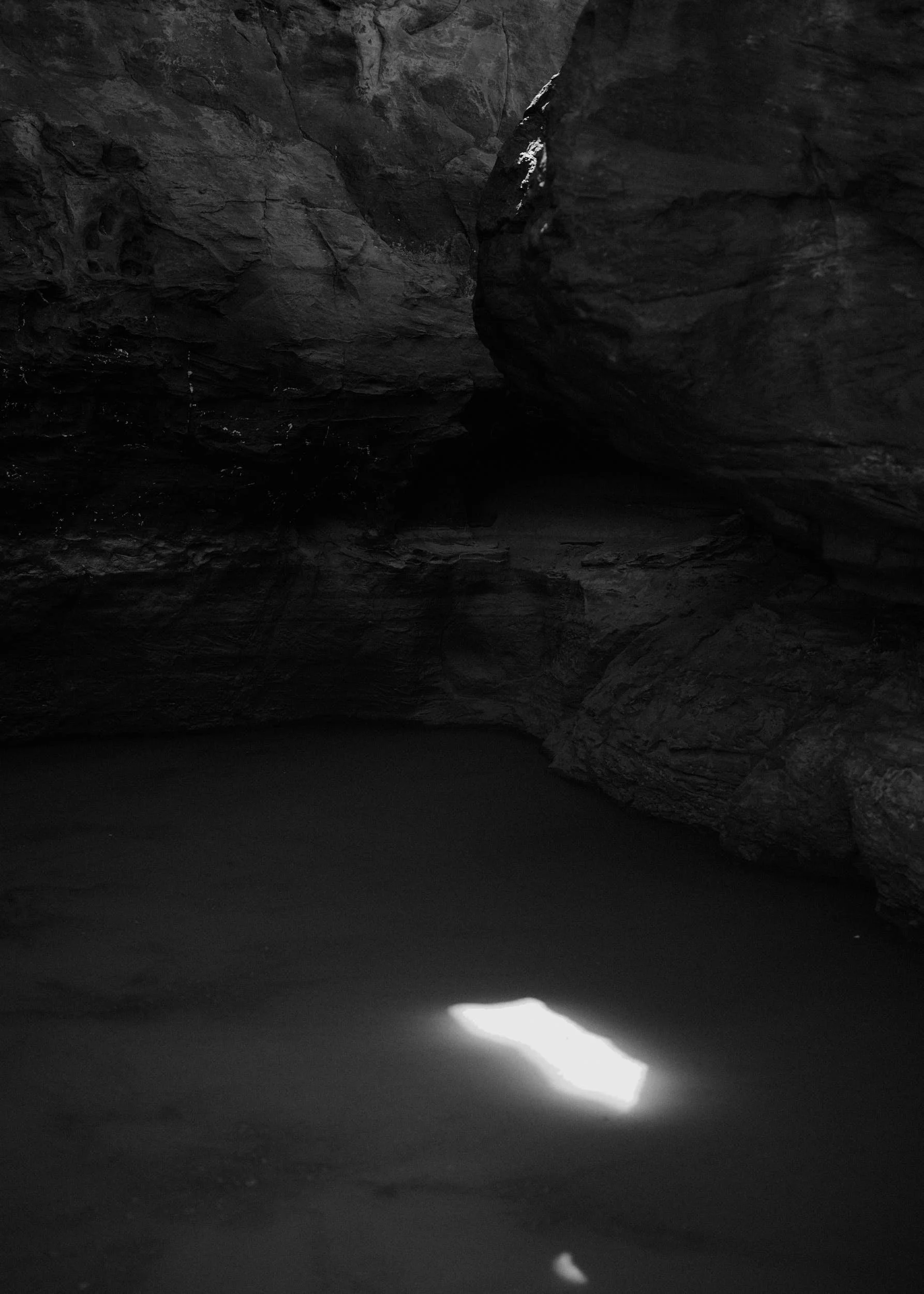 #014 2024
50x70cm
Gelatin Silver print
