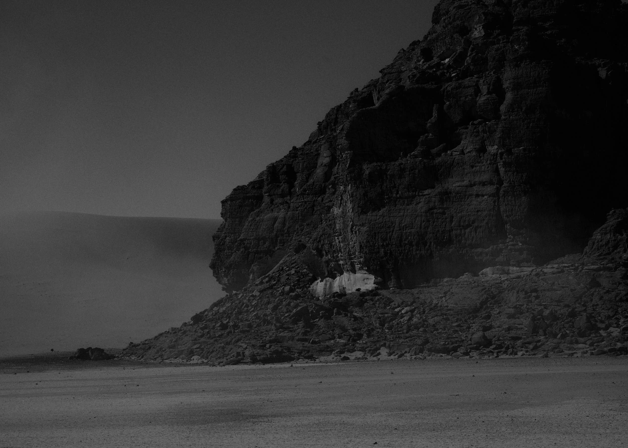 #007, 2024
50x70cm
Gelatin Silver print