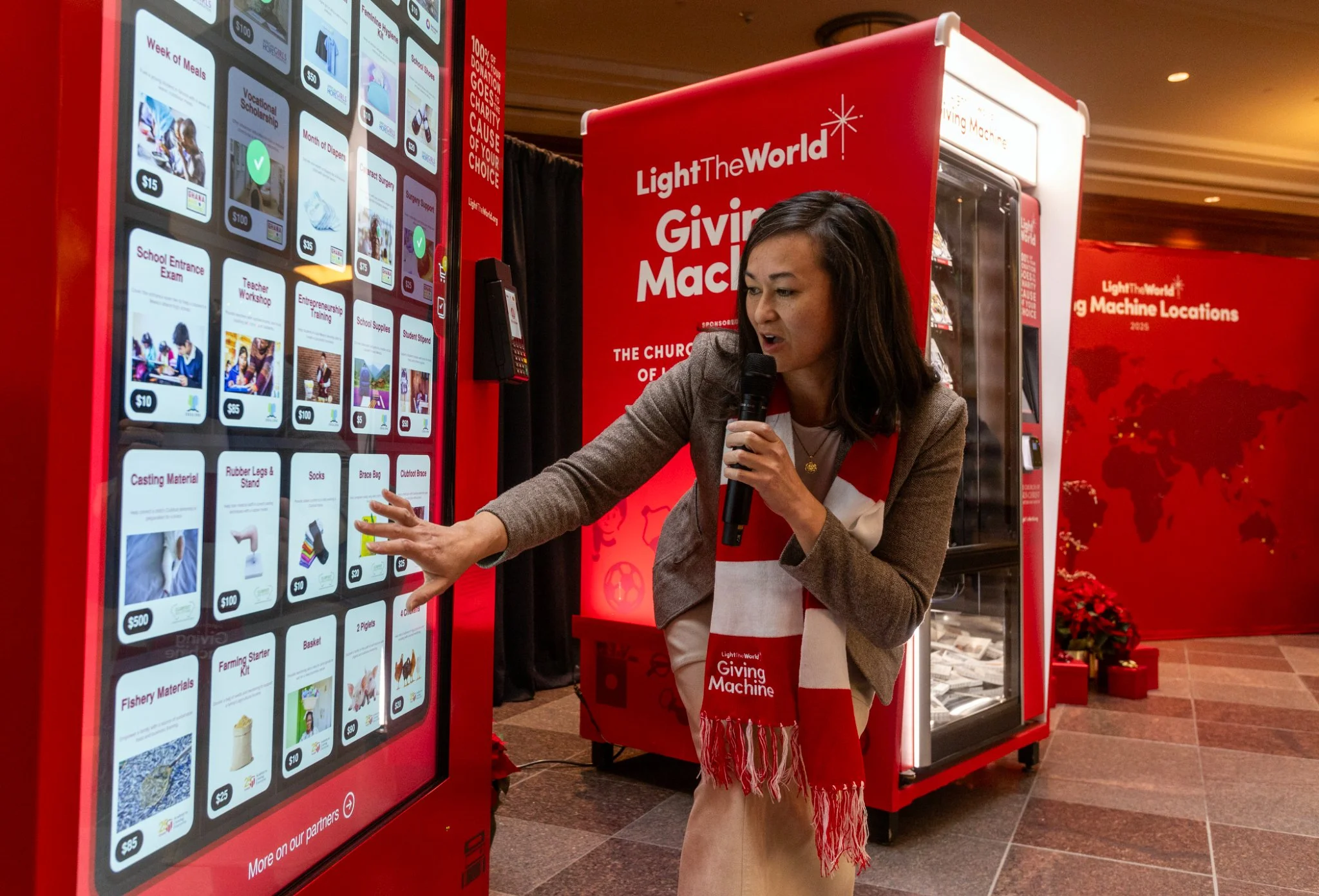 20251112_104726_BNicholson_Newsroom_LightTheWorld_GivingMachine_MediaAndCreatorEvent_103-.JPG
