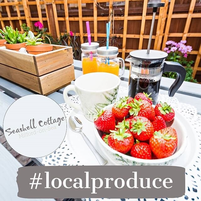About holiday let in Milford-on-Sea you will find easy access to the beach and village. There are many independent shops, cafes and wine bars, many of which stock localproduce like these lovely strawberries (pic taken last summer!) These strawbero ar