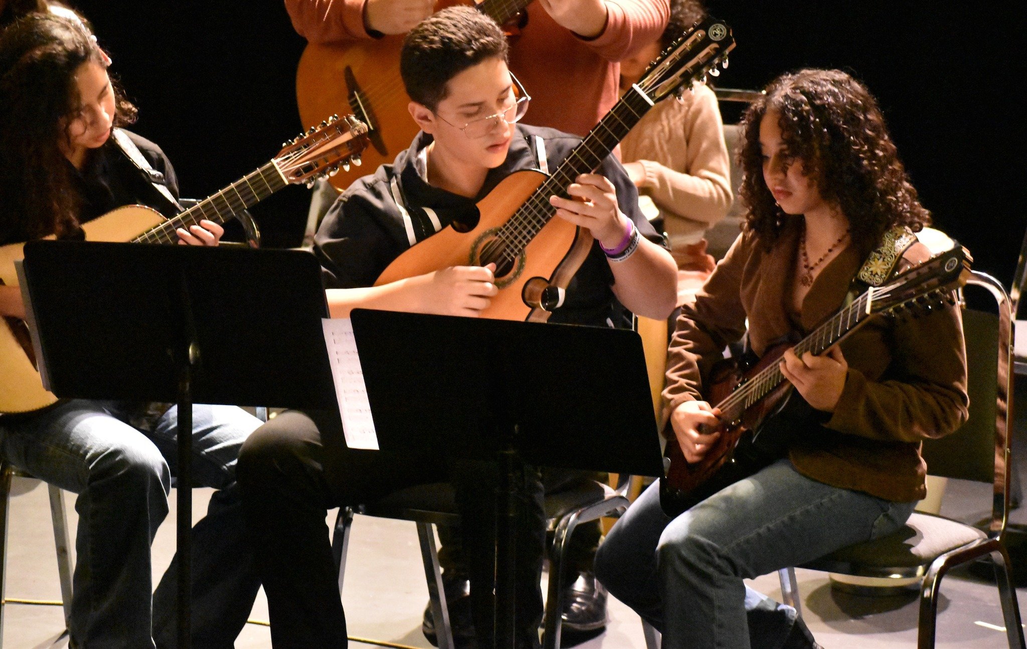 Last night, our talented estudiantes from the Latin Music Project took the stage at Wright College for the Fall Showcase, showing off the amazing skills they&rsquo;ve learned this season! 🌟

👏 We&rsquo;re so proud of their dedication and pasi&oacut