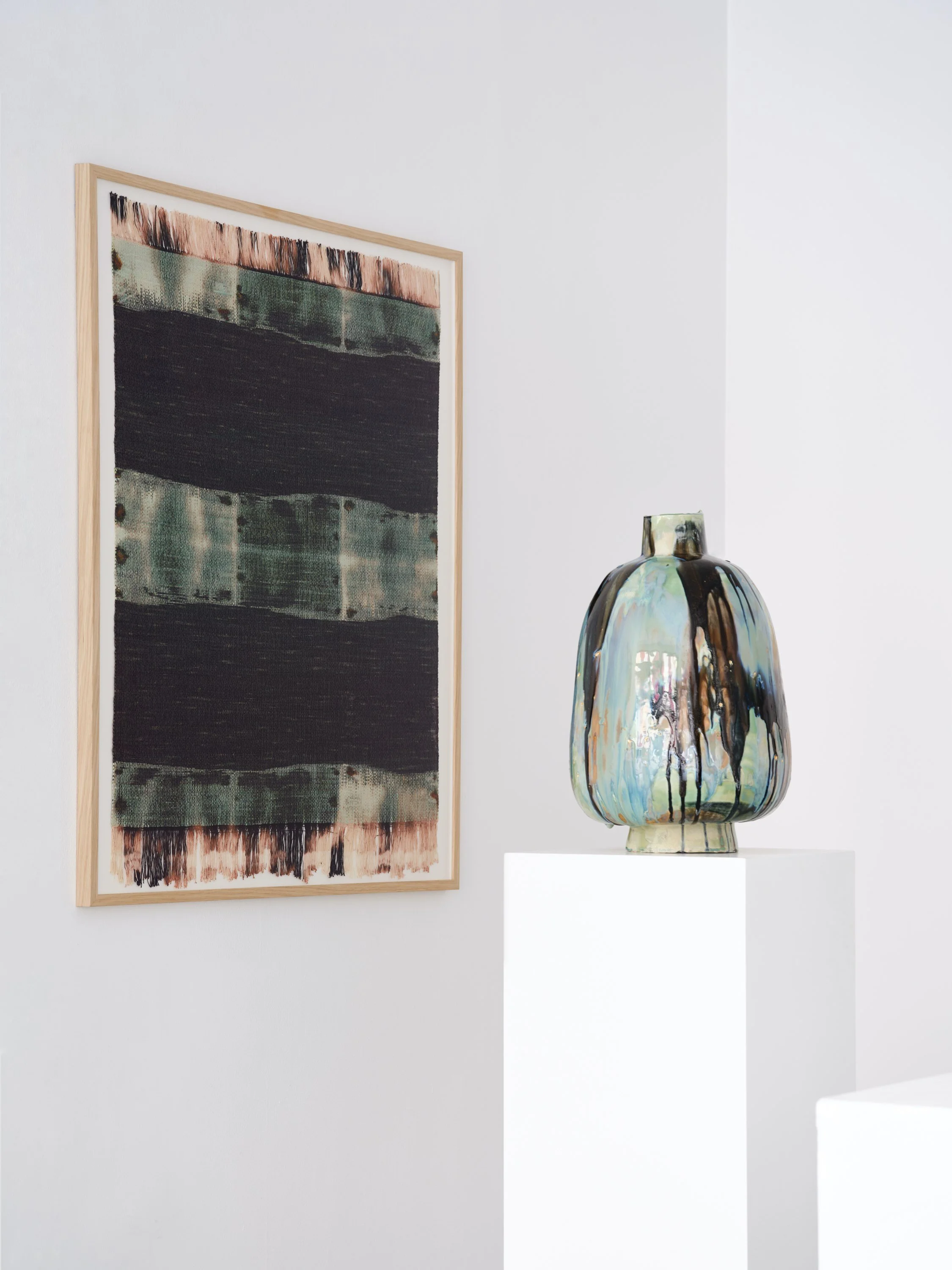 TasteContemporary_OutoftheBlue_110326b_1014_v2 copy.jpg