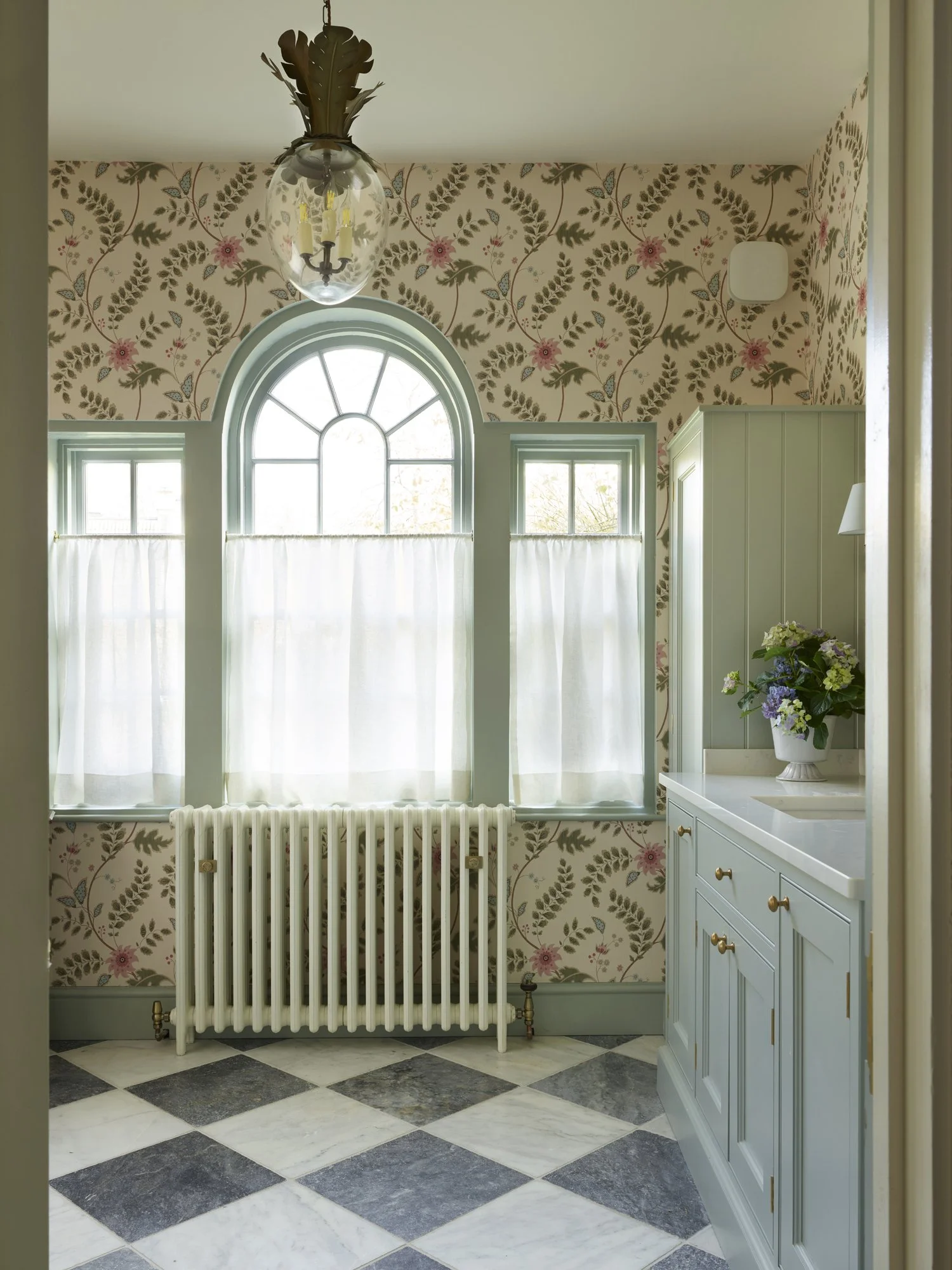 Royal Crescent78601 v1d.jpg