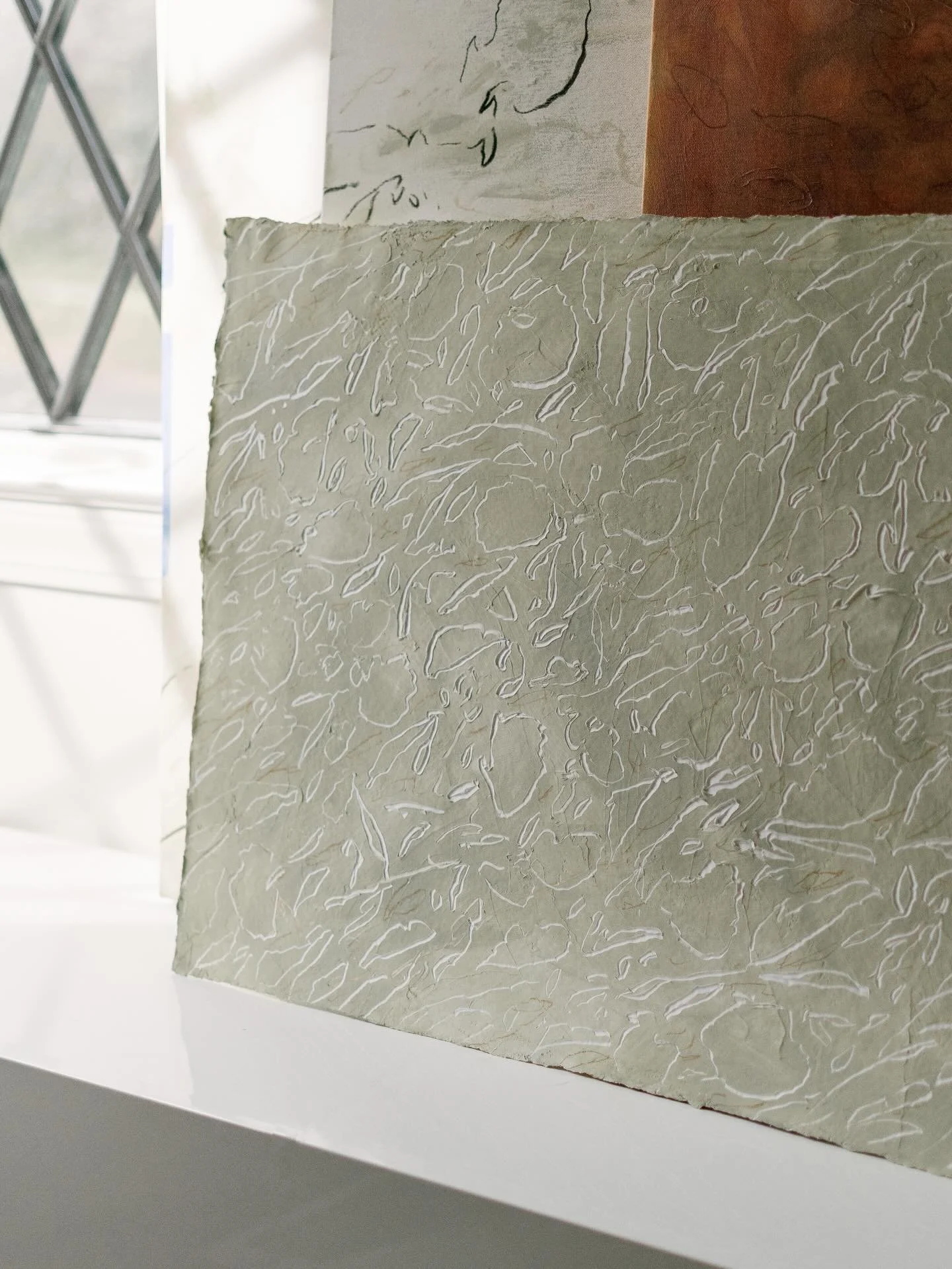 &ldquo;Glimmer Trois: a push + pull of faint organic fragments&rdquo; will challenge the viewer to find a glimmer of beauty in brokenness.

New original art Thursday, March 5 at 10am CST. 
Join the mailing list for more information. Link in bio.