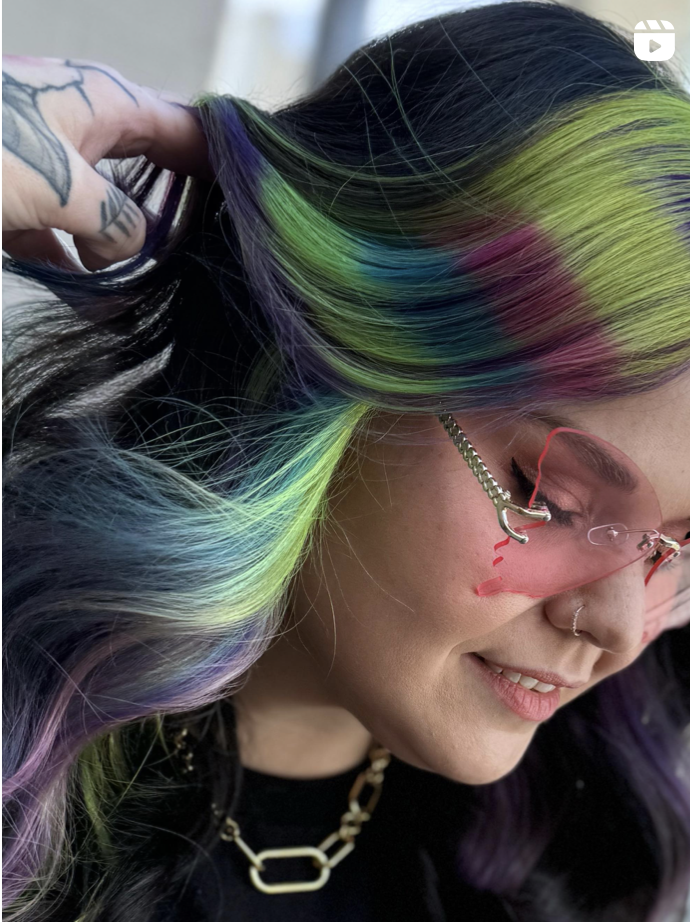 vivid-hair-color-los-angeles-hairstylist-erika-tucker