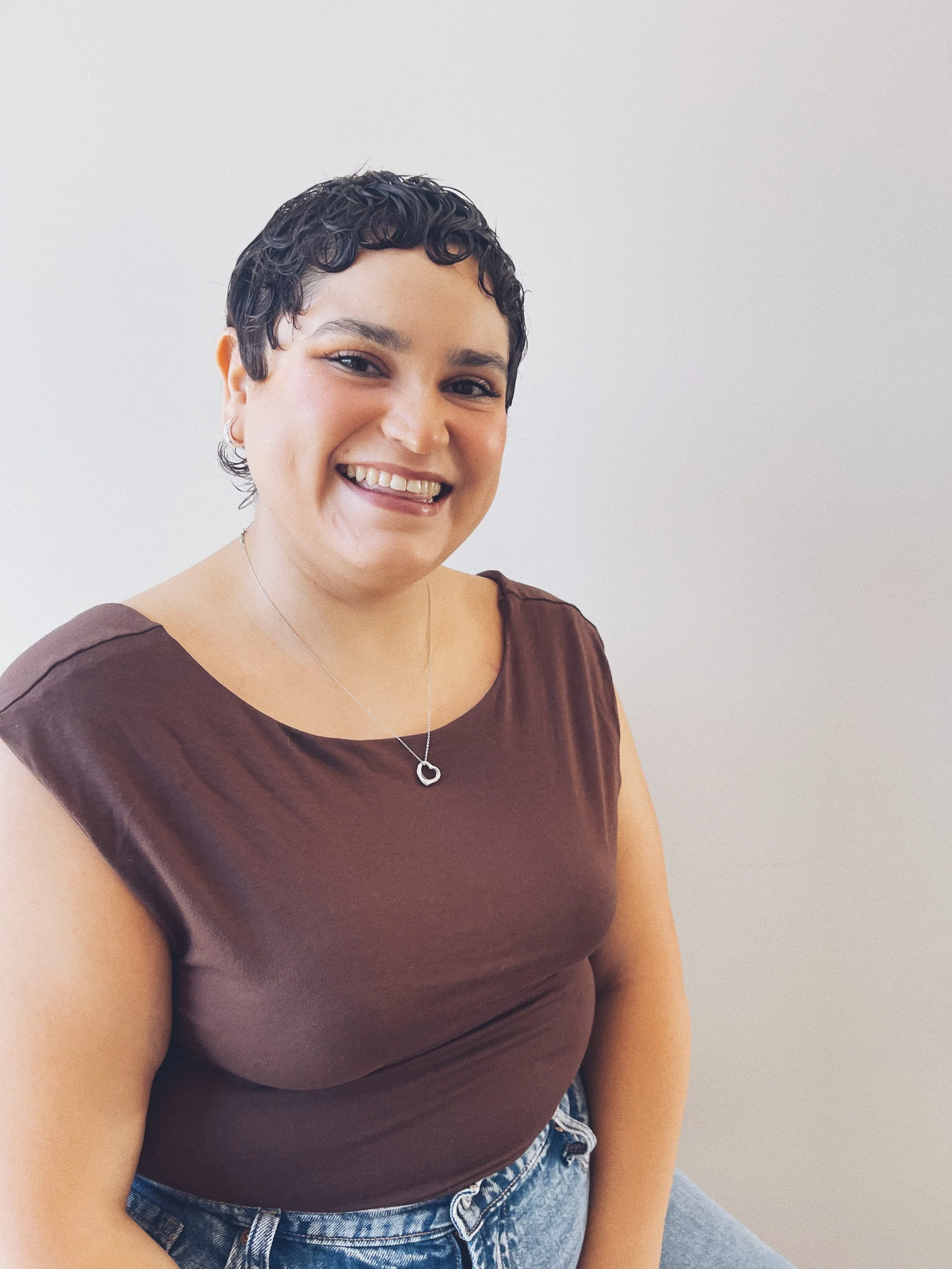 Los Angeles Hairstylist in Studio City + Silver Lake Jazzie Perez