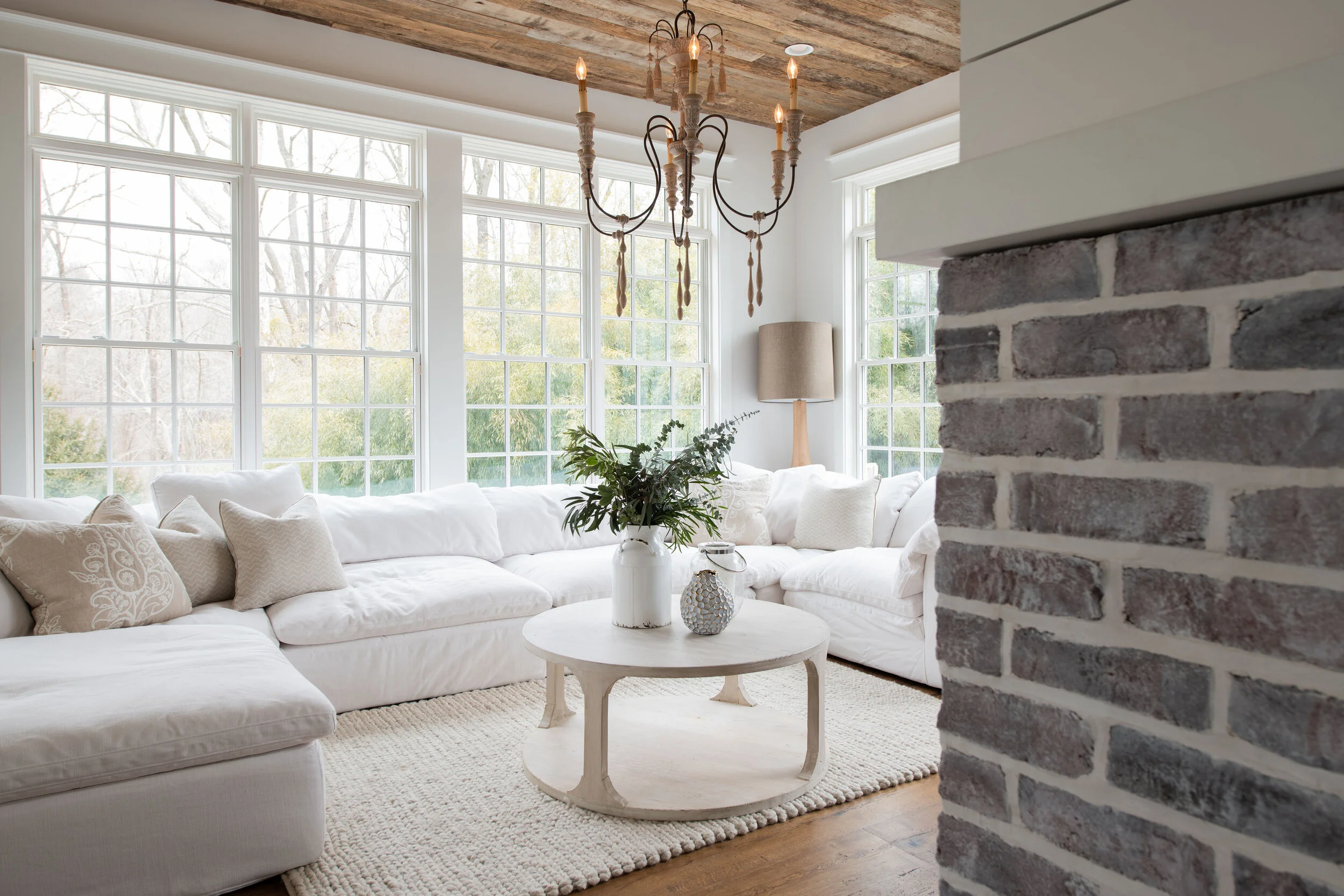 Photo via Kat Robbins Interiors