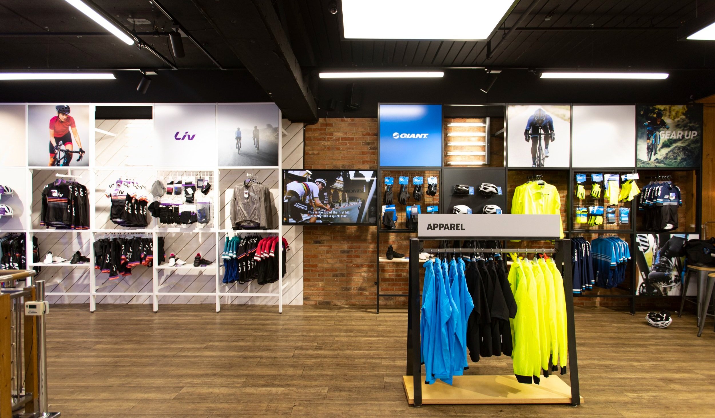 Giant Bicycles - Retail Stores 