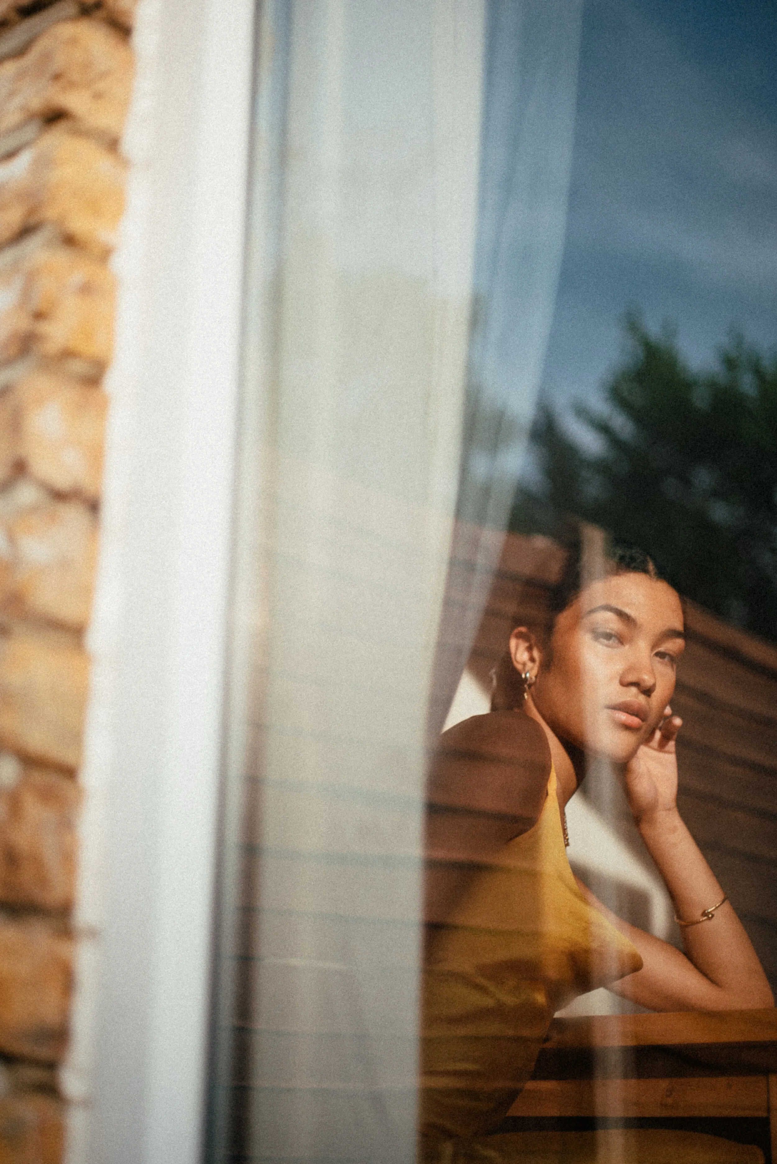 Olivia Dean - Lockdown artwork shoot