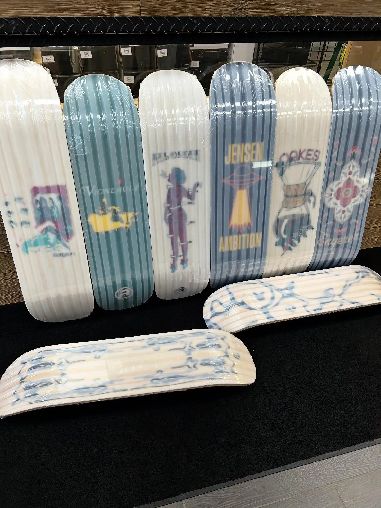 We got @ambitionsnowskates!!! Grab one while you can because these puppies sell out v quick!