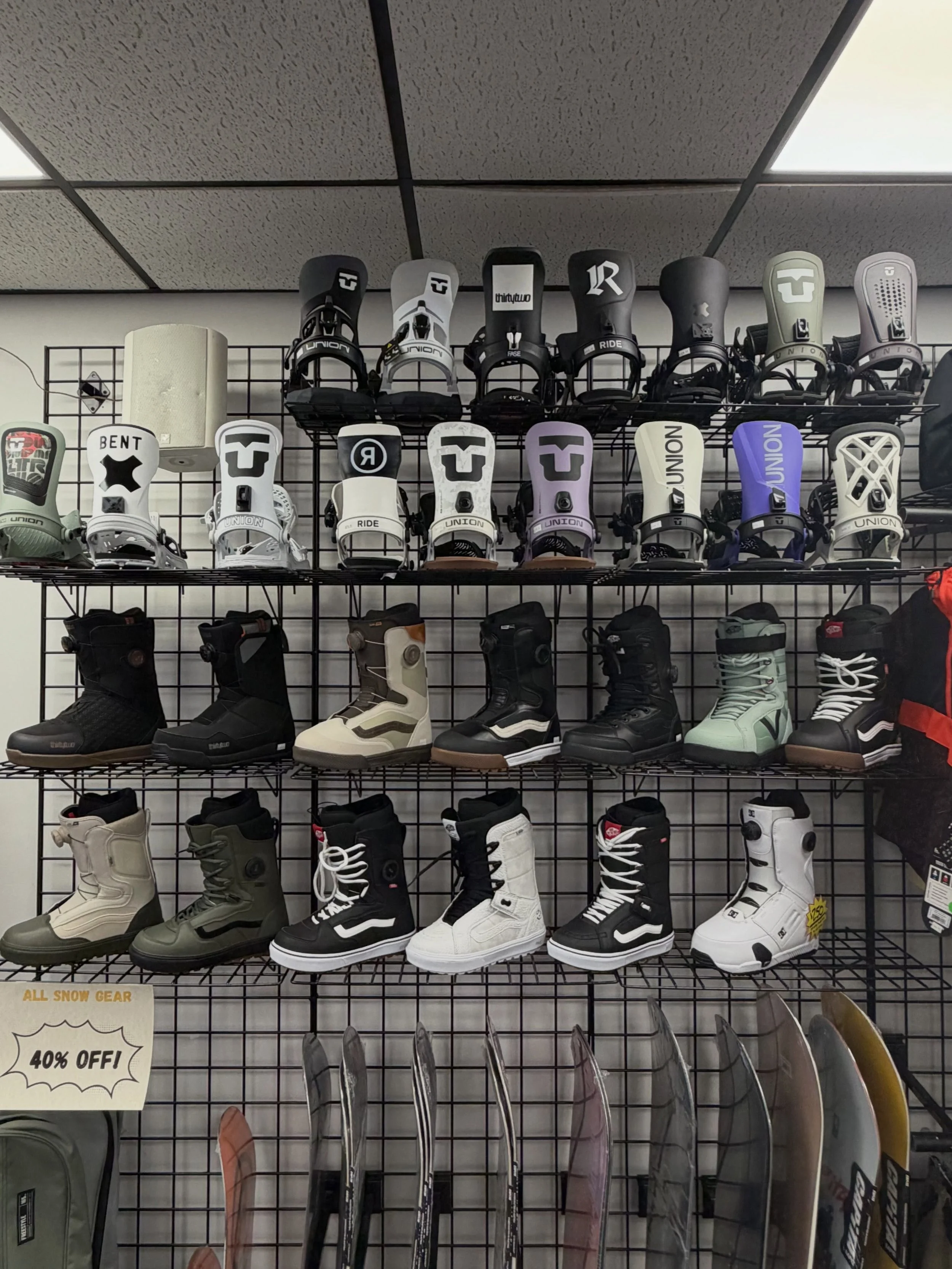 Snow season is slowly creepin up on us! Don&rsquo;t wait to load up on gear at the last minute&hellip; buy now and save big!! All of our past season goods are 40% off and we are still sitting on a great selection of boards, boots, bindings, outerwear