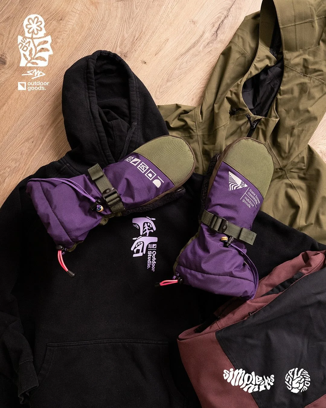 Custom plum Simple Mitts headed out to Seattle.
.
.
.
#sand #sandisacult #outdoorgoods #simplemitts #overmitts #mitts