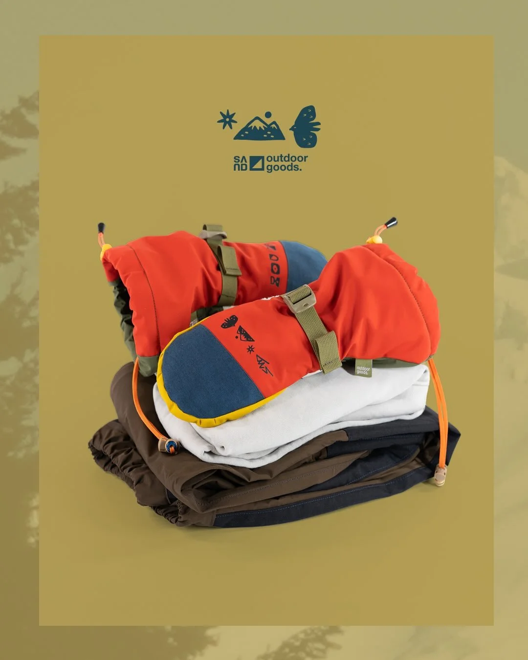 Another pair of Simple Mitts in collaboration and made for @graceyencer . Custom palette and illustrations by Grace.