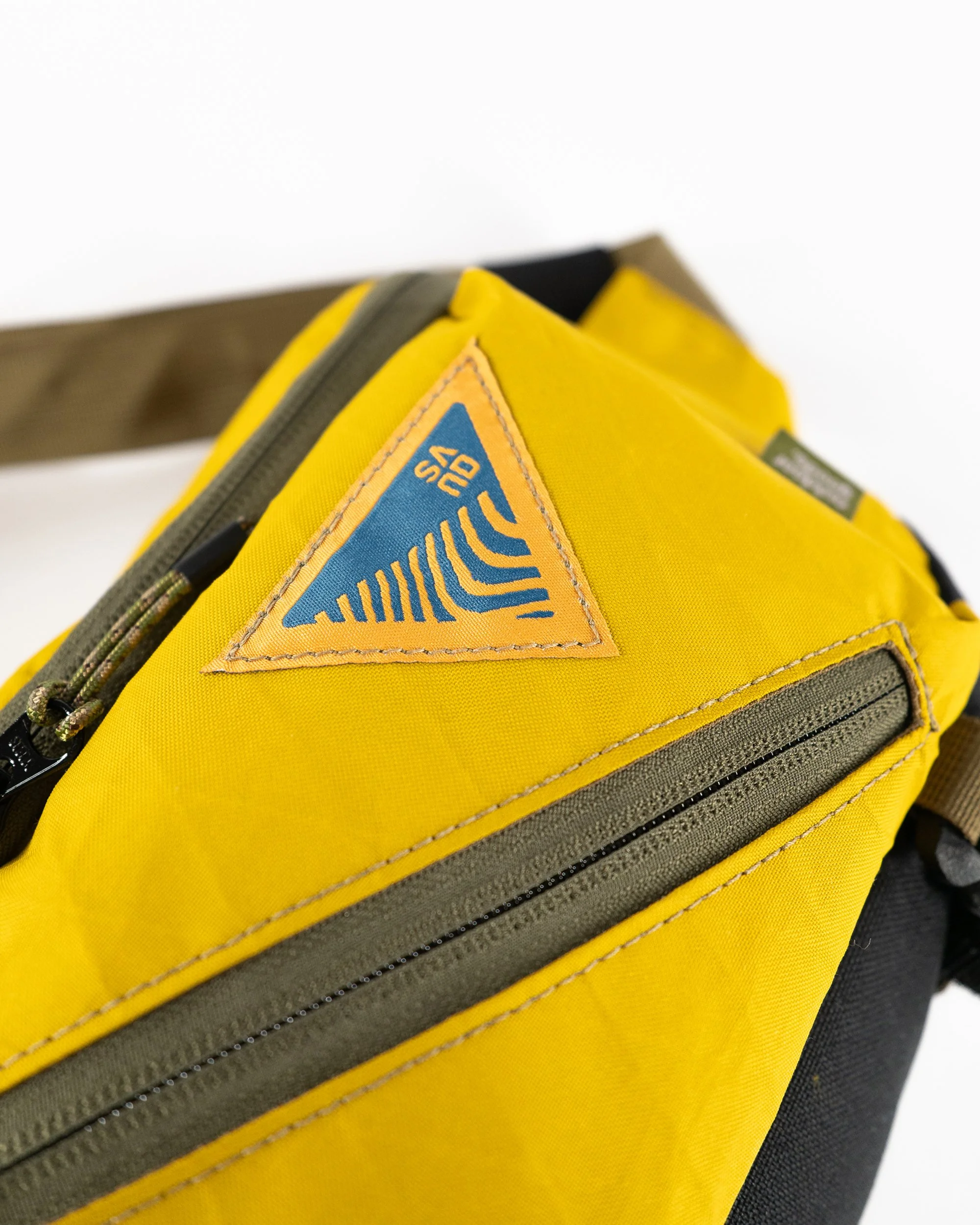 HIP-PACK_MUSTARD-5.jpg