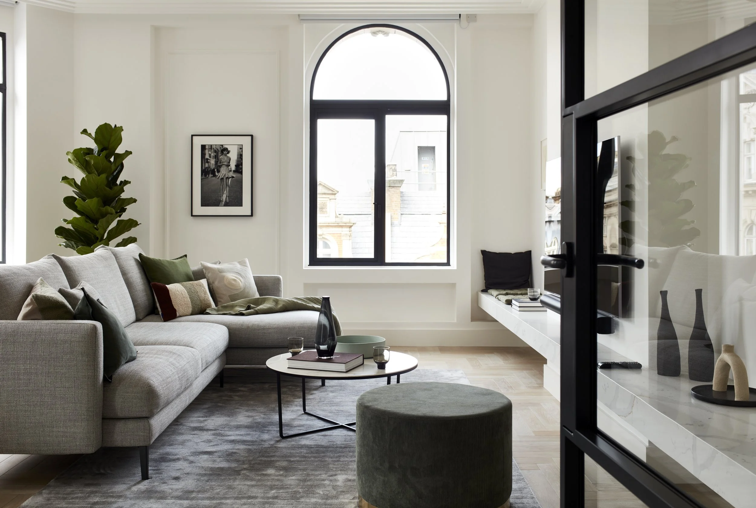 Pic3_Wellbeck Street7299 RT mid.jpg