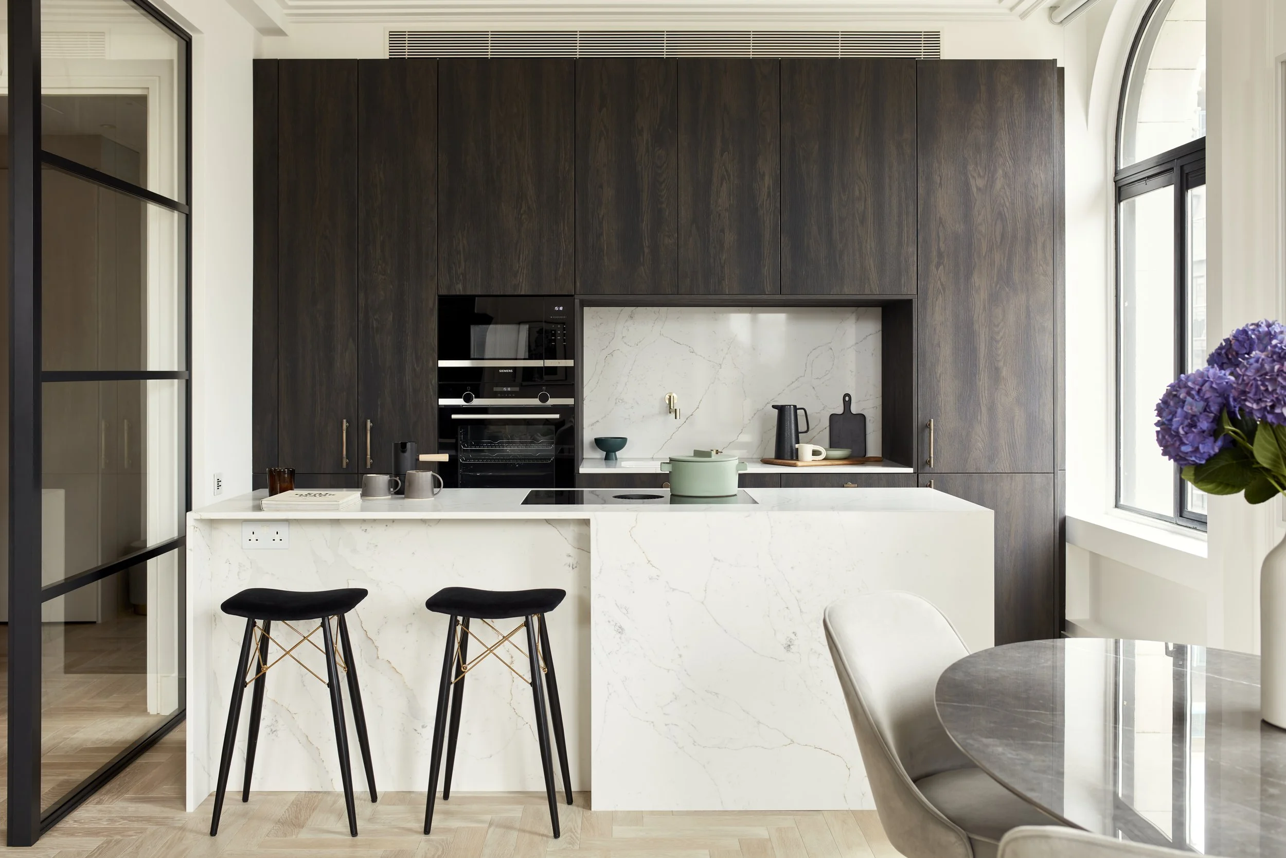 Pic7_Wellbeck Street7366 RT mid.jpg