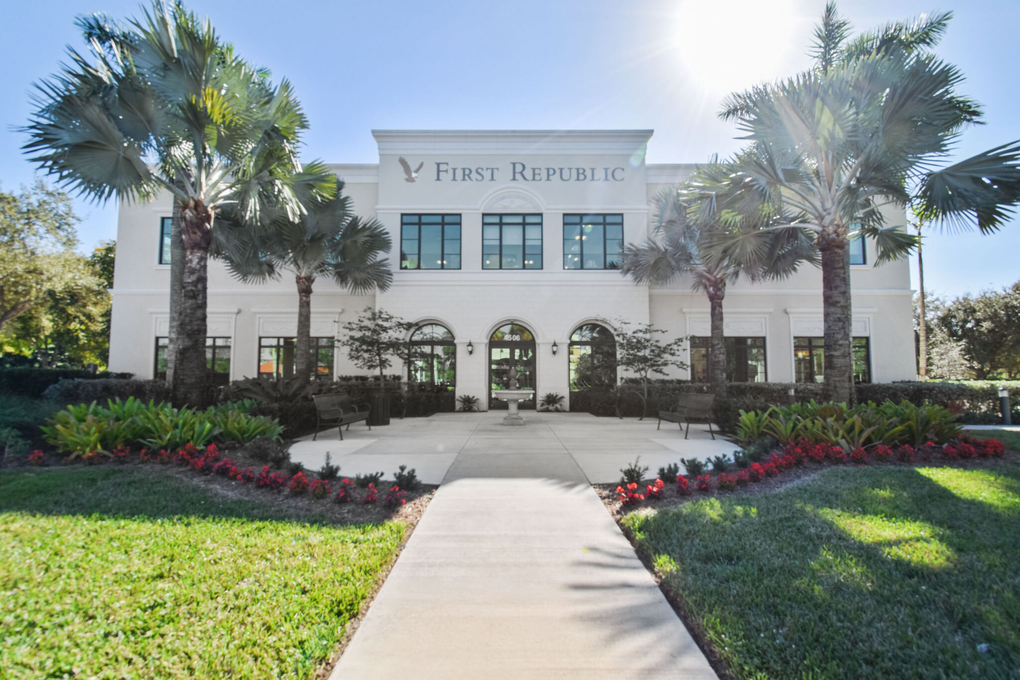 &lt;strong&gt;FIRST REPUBLIC BANK - PALM BEACH GARDENS&lt;/strong&gt;&lt;a&gt;SEE PROJECT →&lt;/a&gt;