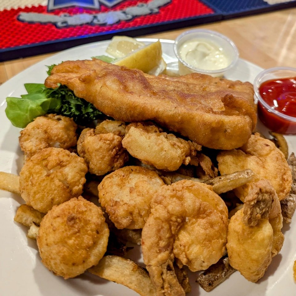 Make your Thursday stand out from the other days of the week! Join us for dinner and open Mic night at Moogs Place! Specials tonight are:
&bull; Jalapeno cheddar ale soup
&bull; Fisherman's platter w/ fried haddock, shrimp and scallops. Served w/ fri