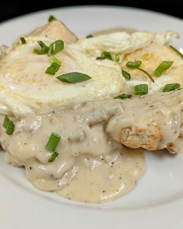 Some comfort food specials up for a  wet grey day!

We've got:
&bull; Tomato bisque
&bull; Fried chicken dinner w/ mashed potatoes, gravy &amp; green beans
&bull; Sausage gravy &amp; biscuits topped w/ 2 eggs over easy

Yay!