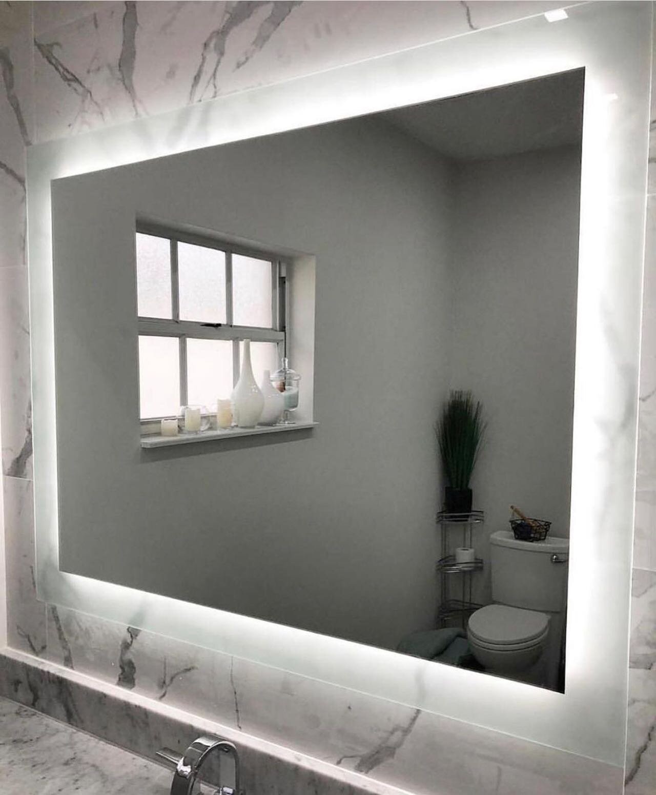Who doesn&rsquo;t like great lighting? Our lit mirrors are a perfect addition for your space✨

Bathroom by: @oceanhomeltd 

#ActiveStyle
#activehomecentre
#moresavingsmorechoices
#mirrors