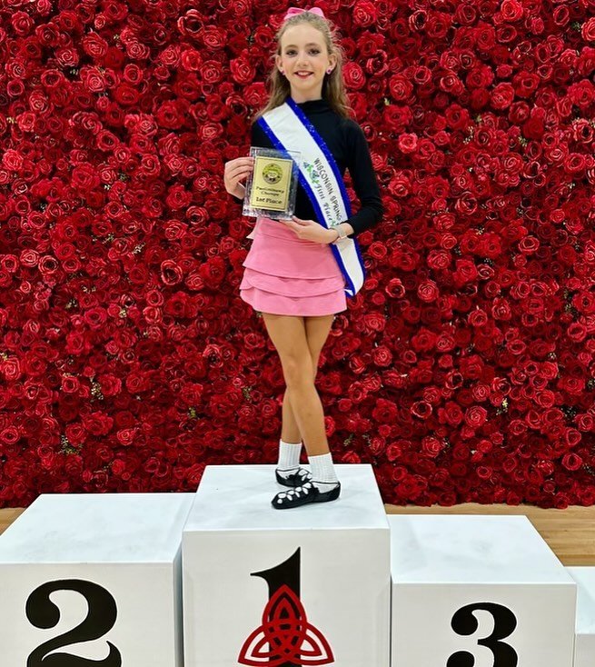 Welcome to OC, Micaela!! We are so proud of you! Hard work paying off, and some fabulous dancing today at the @wisconsinspringfeis ☘️👑☘️ 

#omgirishdance #idmfeisfun