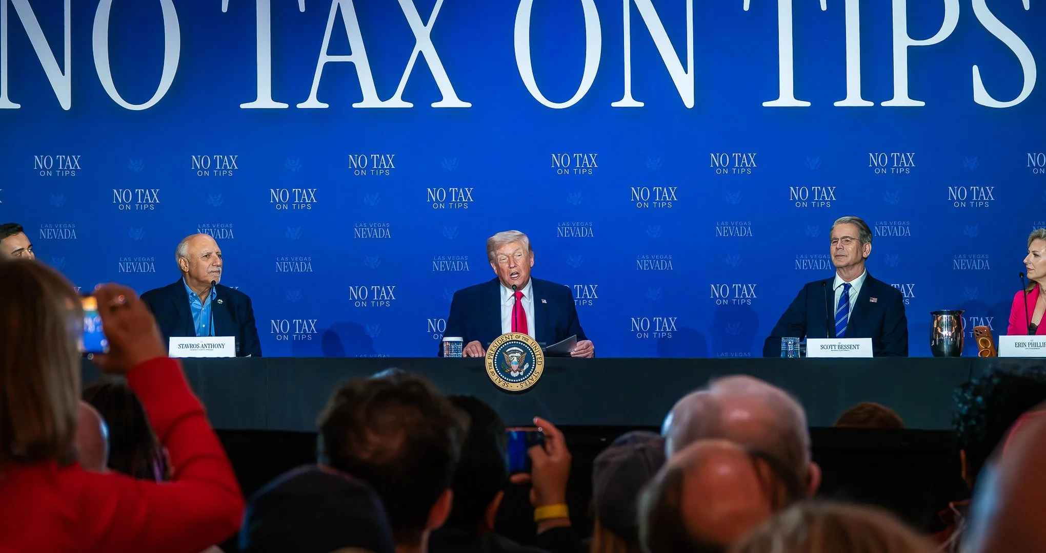TRUMP-6232.jpg
