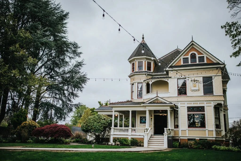 Victorian Belle Mansion wedding venue in Portland, Oregon