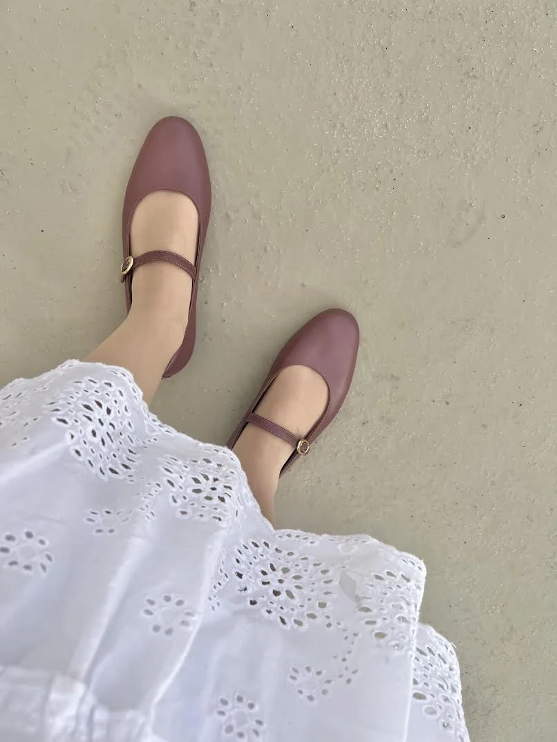 Best Ways to Style Your Flats