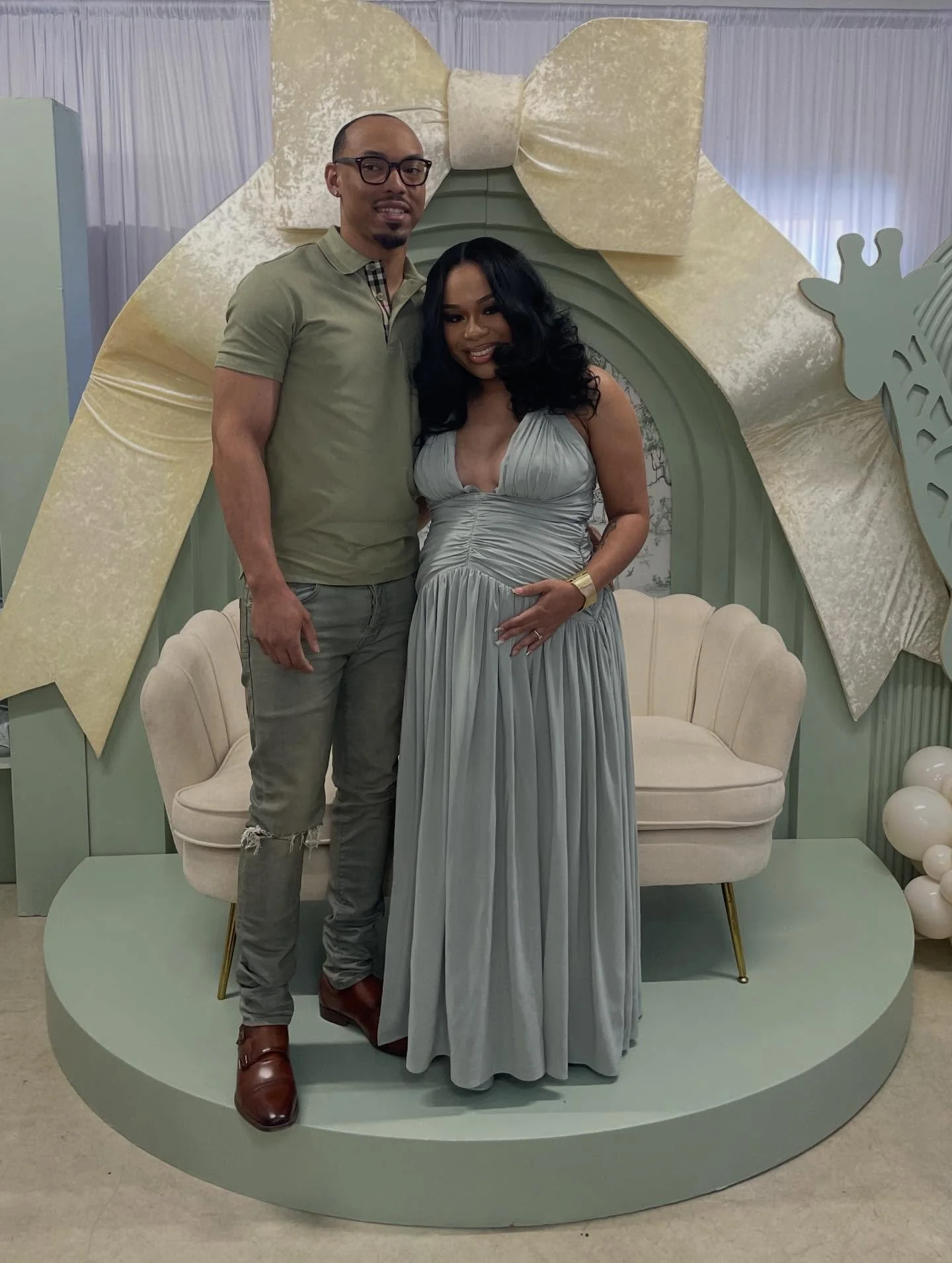 Celebrating love, laughter, and new beginnings 🤍✨

So incredibly excited to have shared such a beautiful day at my sister-cousin&rsquo;s baby shower. @kbdetailsbyrina truly outdid herself, every detail was planned with so much intention and love. Fr